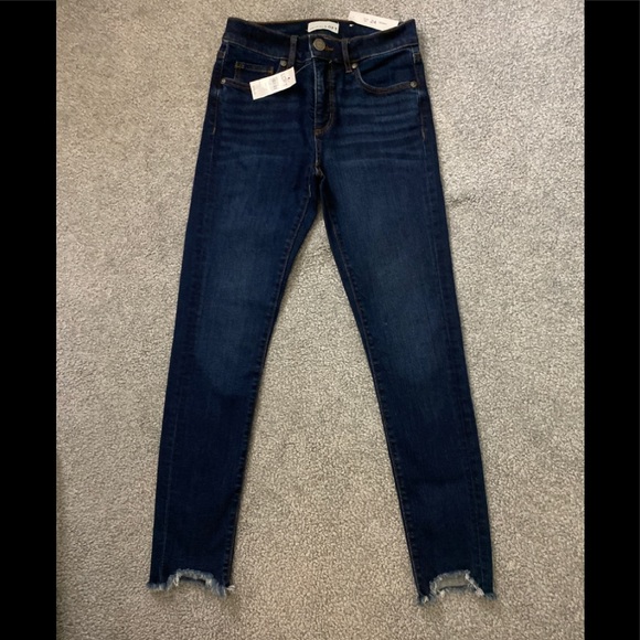 NWT Loft chewed hem skinny crop jeans mid rise 24 - Picture 1 of 4